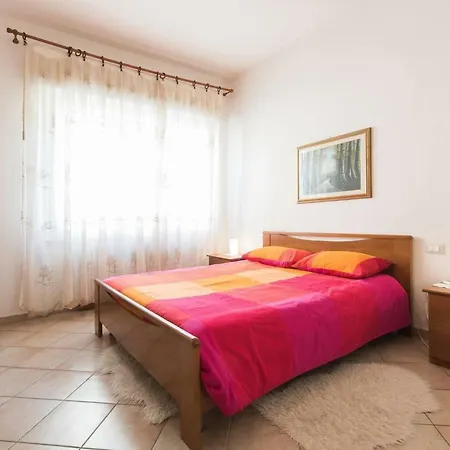 Holiday home Altido For 8 With Huge Terrace In Old Town Of Viareggio