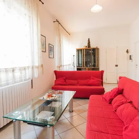 Holiday home Altido For 8 With Huge Terrace In Old Town Of *