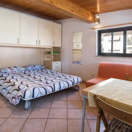 Altido For 8 With Huge Terrace In Old Town Of Viareggio